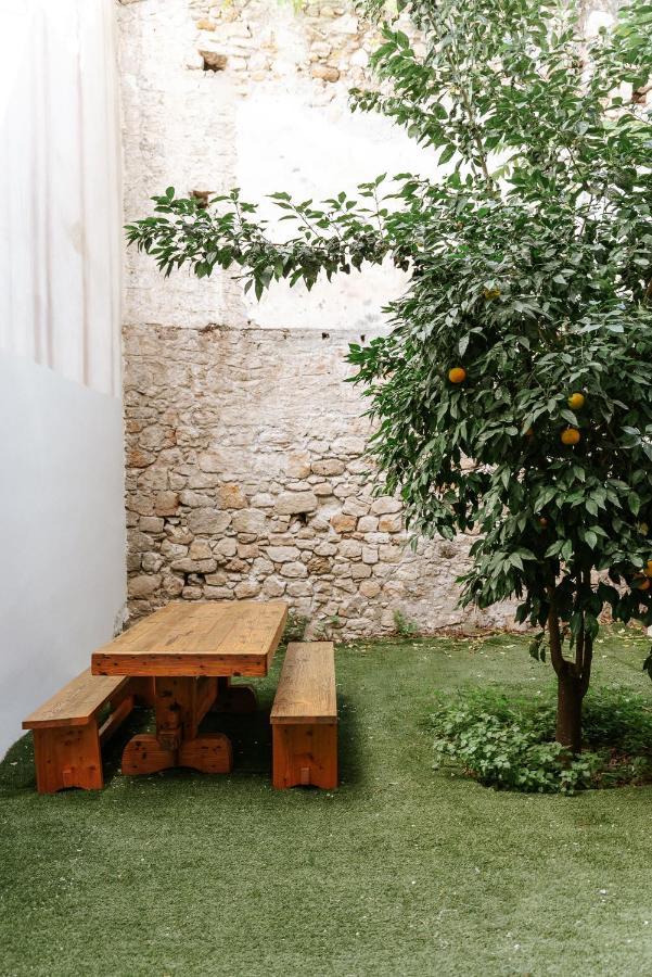Minos By Agora Luxury Apartments In The Heart Of Heraklion 外观 照片