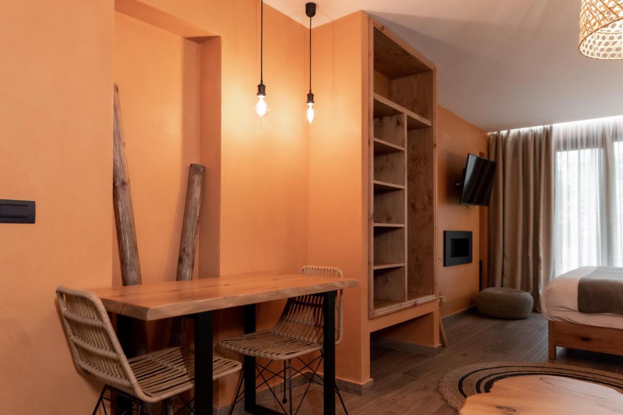 Minos By Agora Luxury Apartments In The Heart Of Heraklion 外观 照片